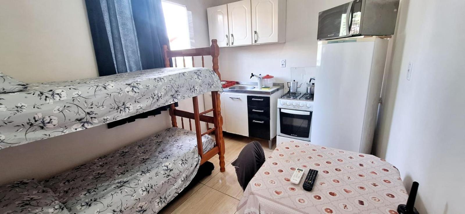 Kitnet S1 Em Torres-Rs - Na Mais Bela Praia Gaucha - Cozinha - Banheiro - Ar Condicionado - Tv E Wi-Fi - Estacionamento - Anfitria Superhost No Bnb Eksteriør billede